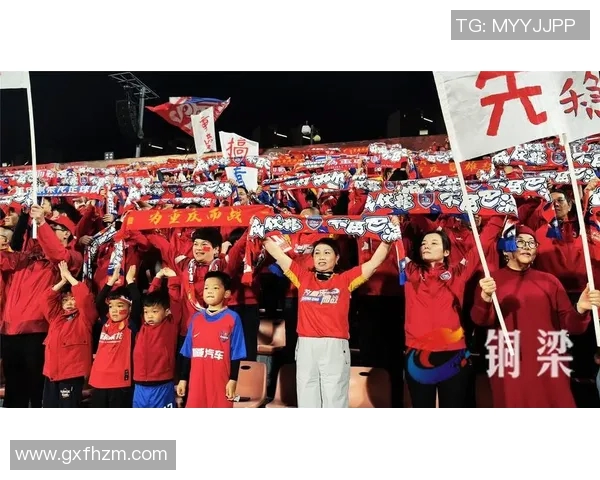 重庆篮球队状态引发热议球迷对球队表现的不同看法与期待