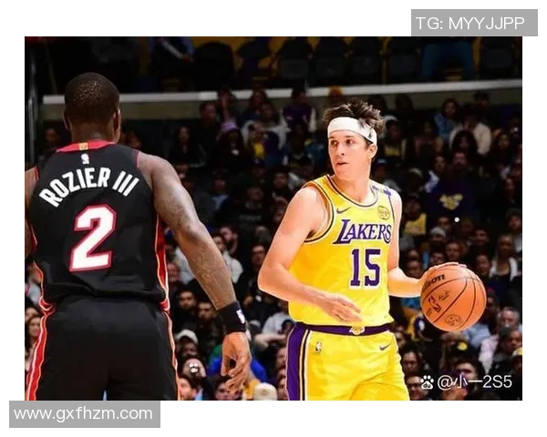 湖人对决快船第五场激战回顾与精彩瞬间分析