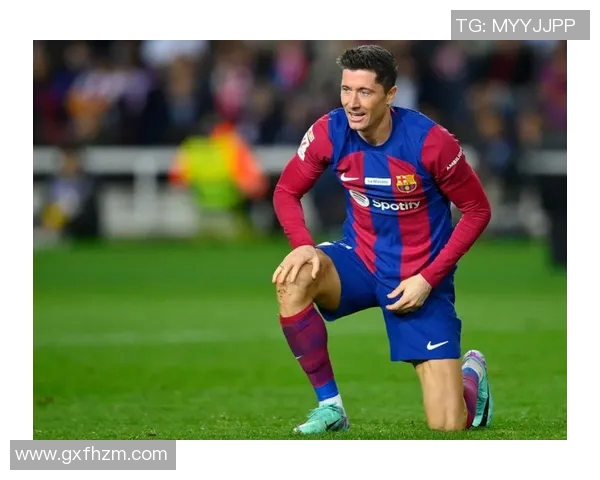 赫罗纳主场迎战巴萨双方争夺西甲积分榜重要战役