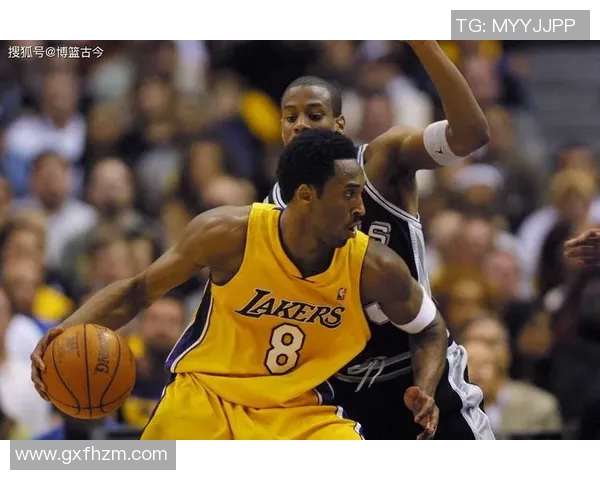 风暴与火花的激烈对决现场直播精彩瞬间全程回顾与分析