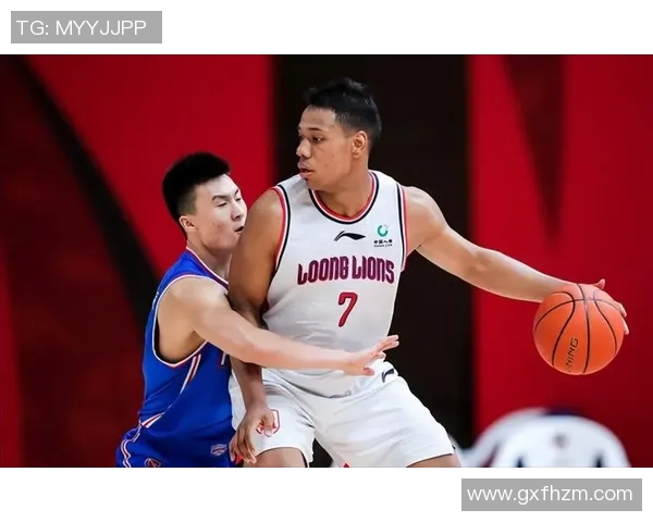 祝铭震的奋斗历程与音乐梦想：从小镇少年到华语乐坛新星的成长故事