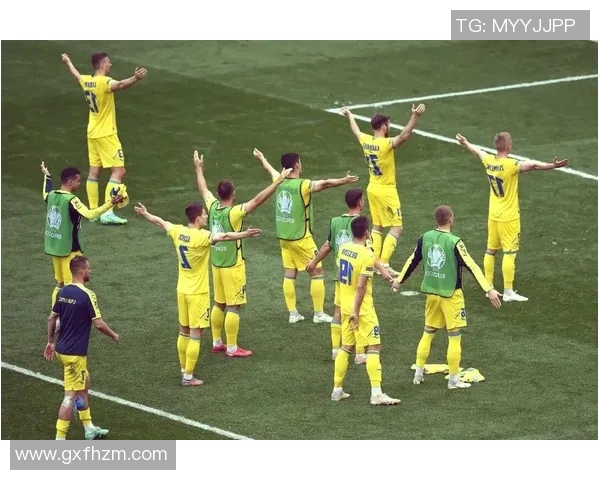 荷兰与丹麦在欧洲杯的激烈对决回顾与精彩瞬间分析