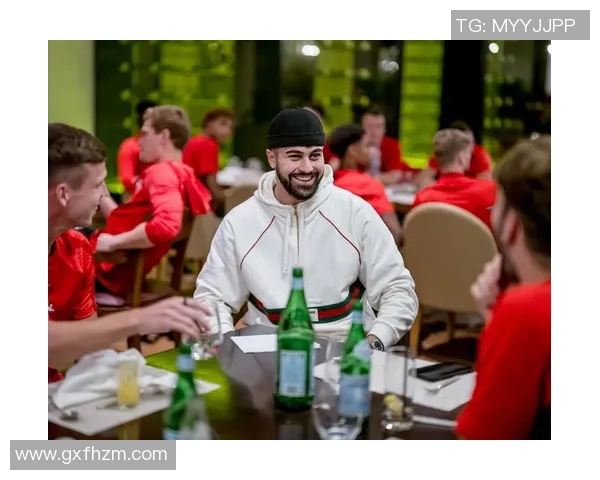 格瓦迪奥尔：年轻天才后卫如何在国际赛场上崭露头角与成长历程分析